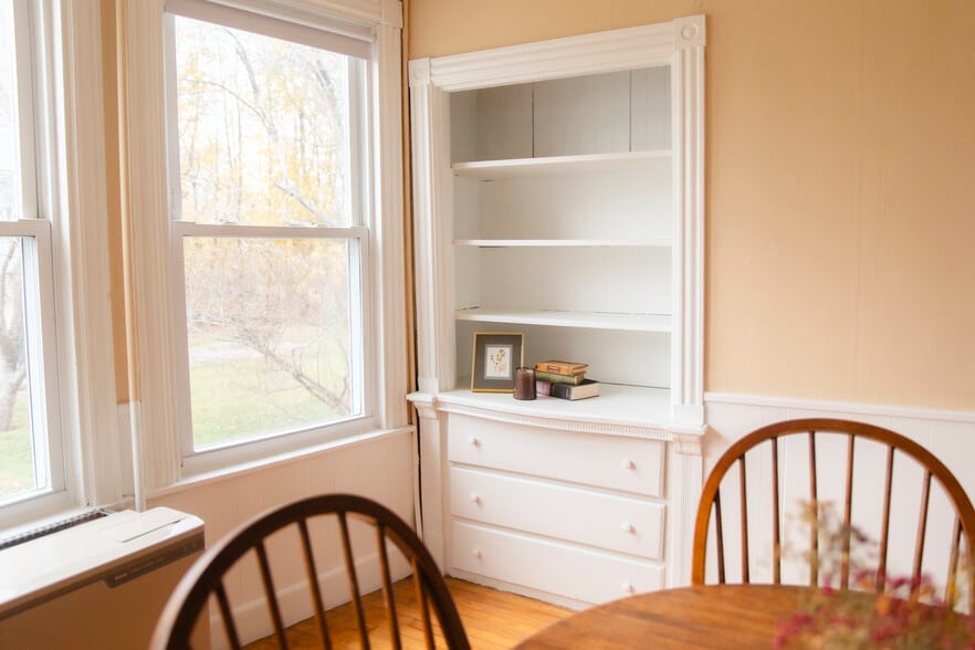 Building Photo - 119 Sherwood St