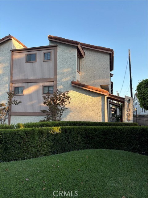 Building Photo - 1006 Arcadia Ave