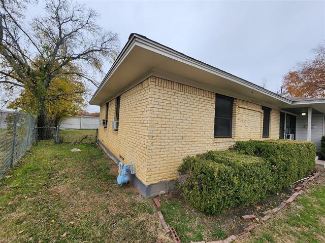 Building Photo - 843 Harbor Dr