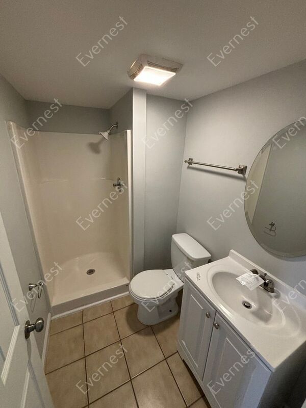 Building Photo - 1312 Langholm Dr