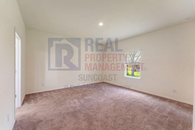 Building Photo - 106 Boxwood Ln