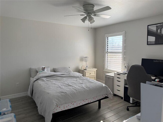 Building Photo - 2599 Marton Oak Blvd