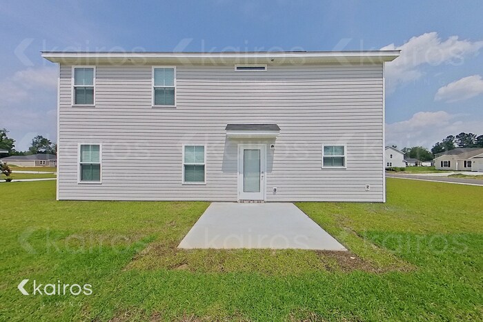Building Photo - 201 Redwood Ct