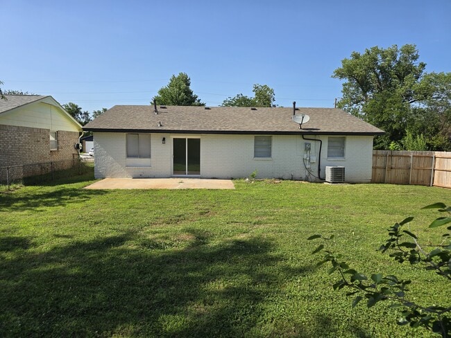 Primary Photo - 4116 SE 45th Terrace