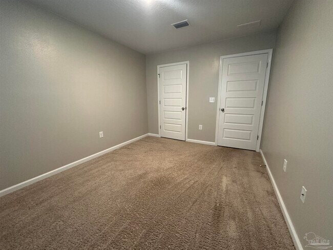 Building Photo - 7540 Oak Lake Blvd