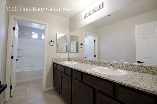 Building Photo - 4120 Free Bird Crest Ave