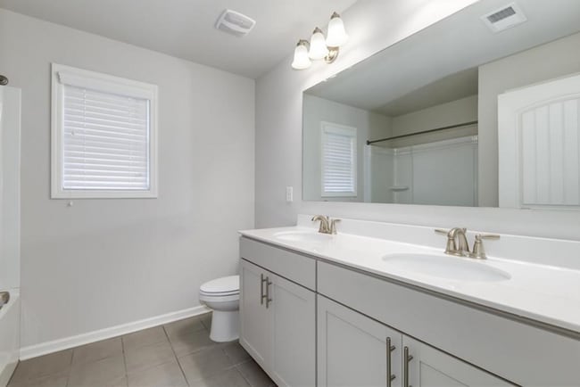 Building Photo - Executive Home in a True Lifestyle Community