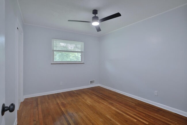 Building Photo - 4474 Starret Rd
