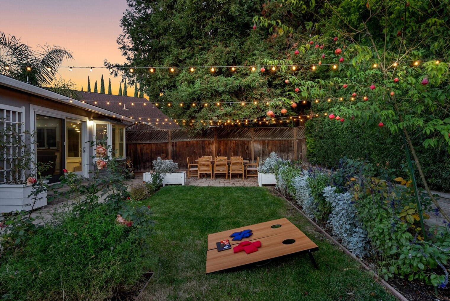 Building Photo - 5805 Silver Creek Valley Pl