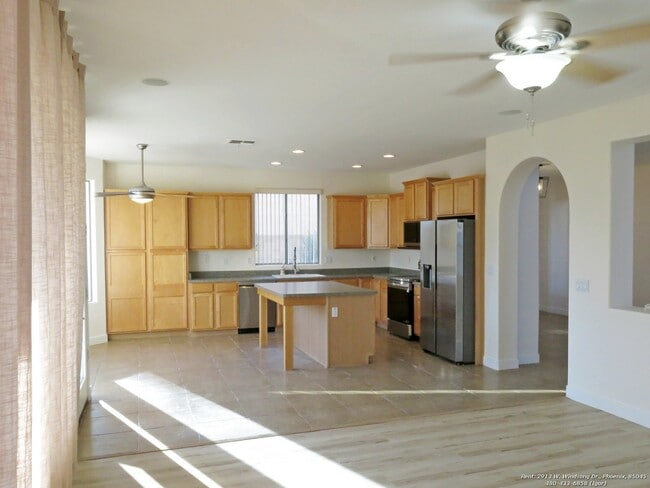 Building Photo - 2913 W Windsong Dr