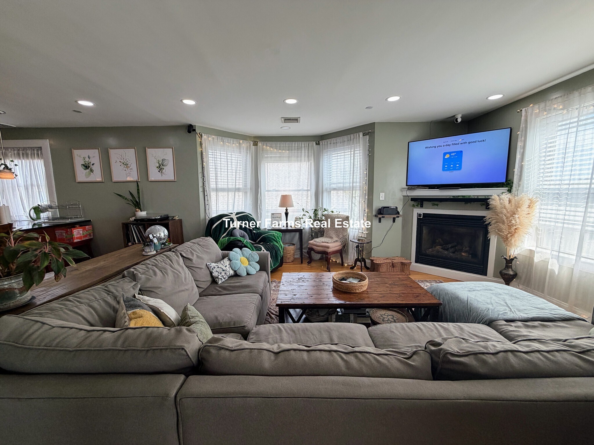 Building Photo - 31 Humphreys St