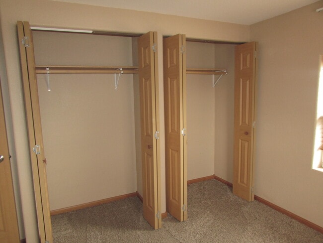 Building Photo - r2914LBP