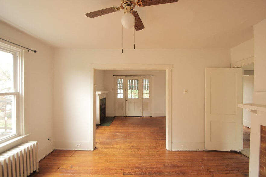Building Photo - 609 Mifflin Ave