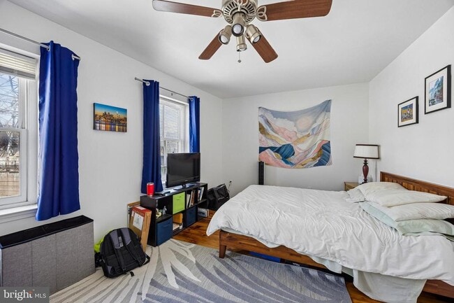 Building Photo - 115 Green Ln