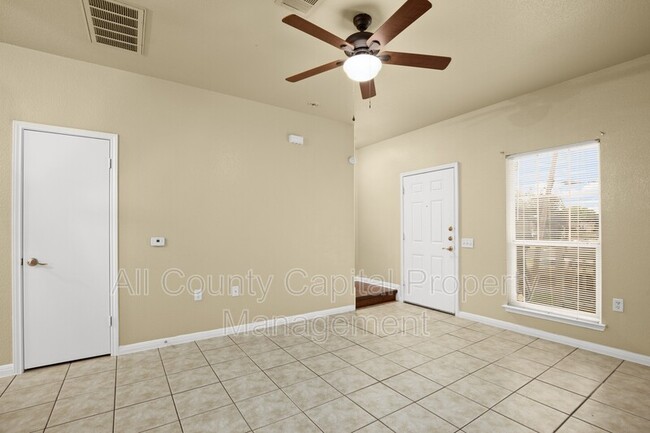 Building Photo - 1812 Maple Ave
