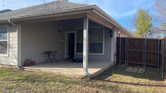Building Photo - 6937 Willow Crest Dr