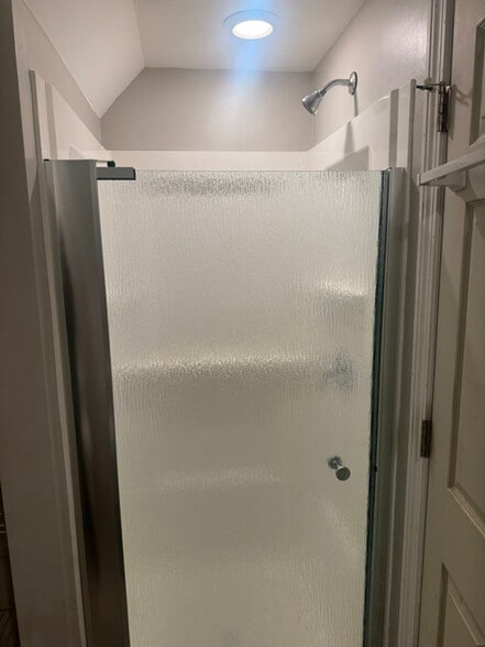 Building Photo - 198 Summer St