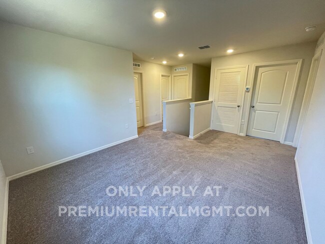 Building Photo - Poinciana Village-1630 Tench Ct Poinciana, FL 34759