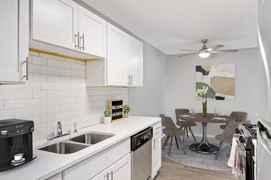 Stratford Wood 18900 Stratford Rd MN 55345 Apartment Finder