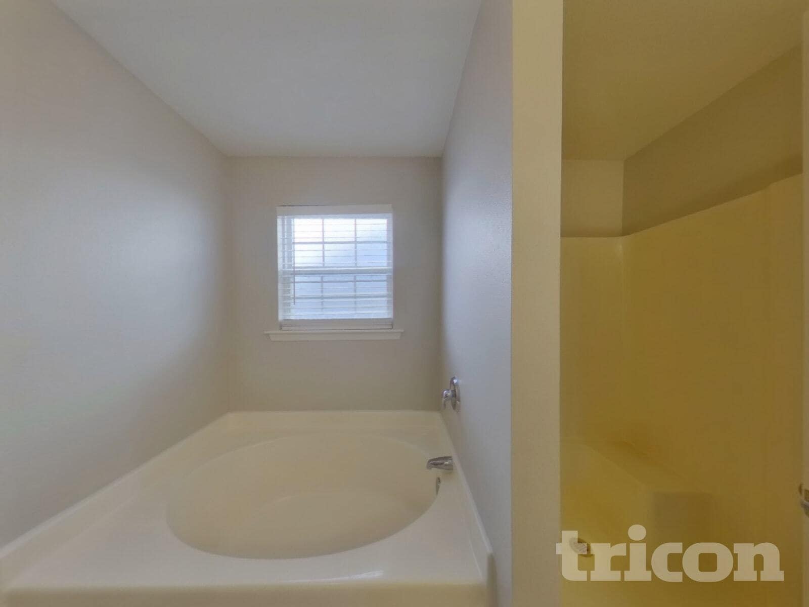 Building Photo - 427 Lynnell Way