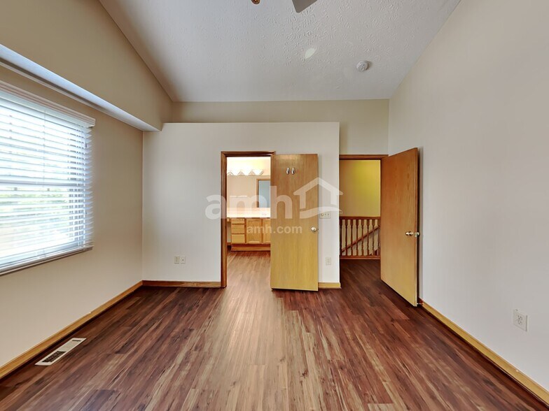 Building Photo - 6757 Eddleston Ct