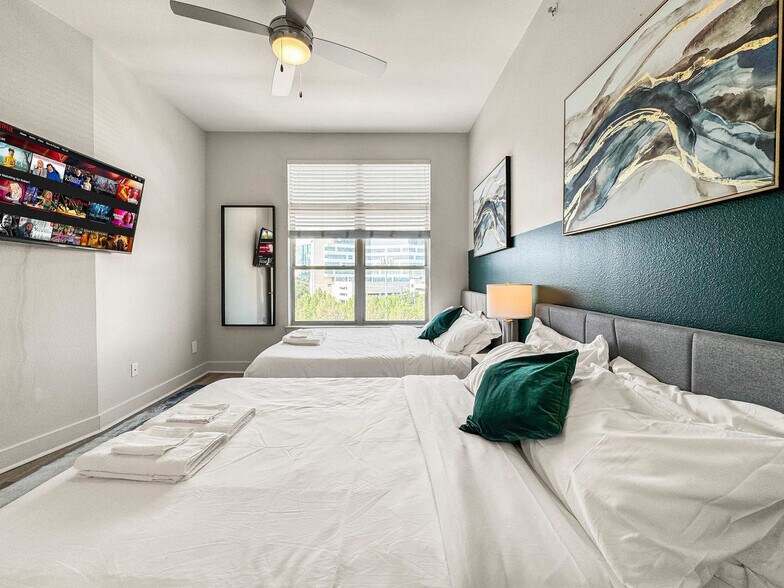 Building Photo - 2901 Indiana St