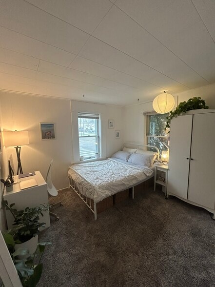 Bedroom 2 - 422 W William St