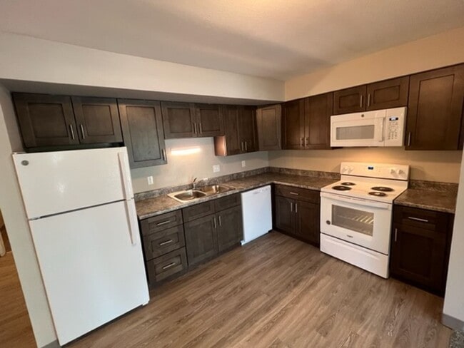 Building Photo - 2 Bedroom in Downtown Omaha