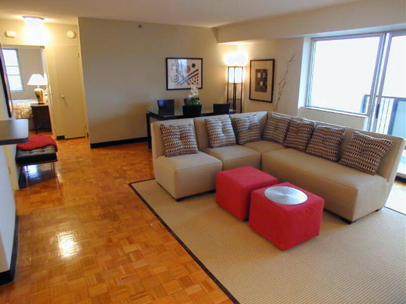 Building Photo - 1570 Tremont St