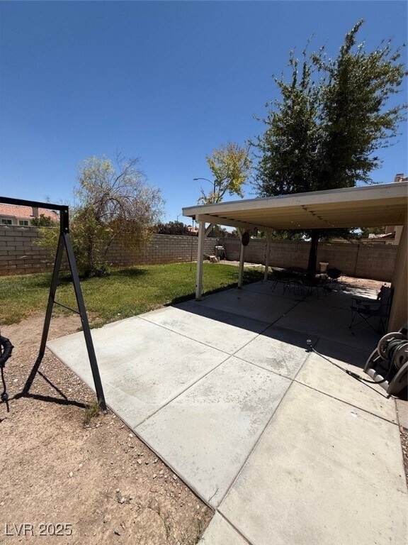 Building Photo - 5734 Indian Ridge Dr