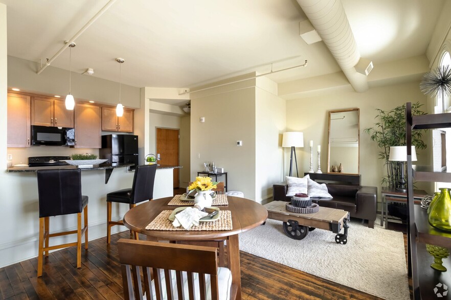 Kitchen, Dining & Living Areas - Warner Lofts