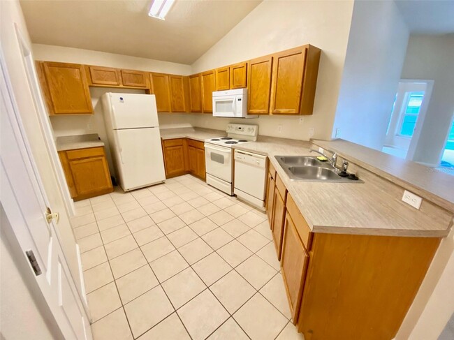 Building Photo - 3120 Rawcliffe Rd