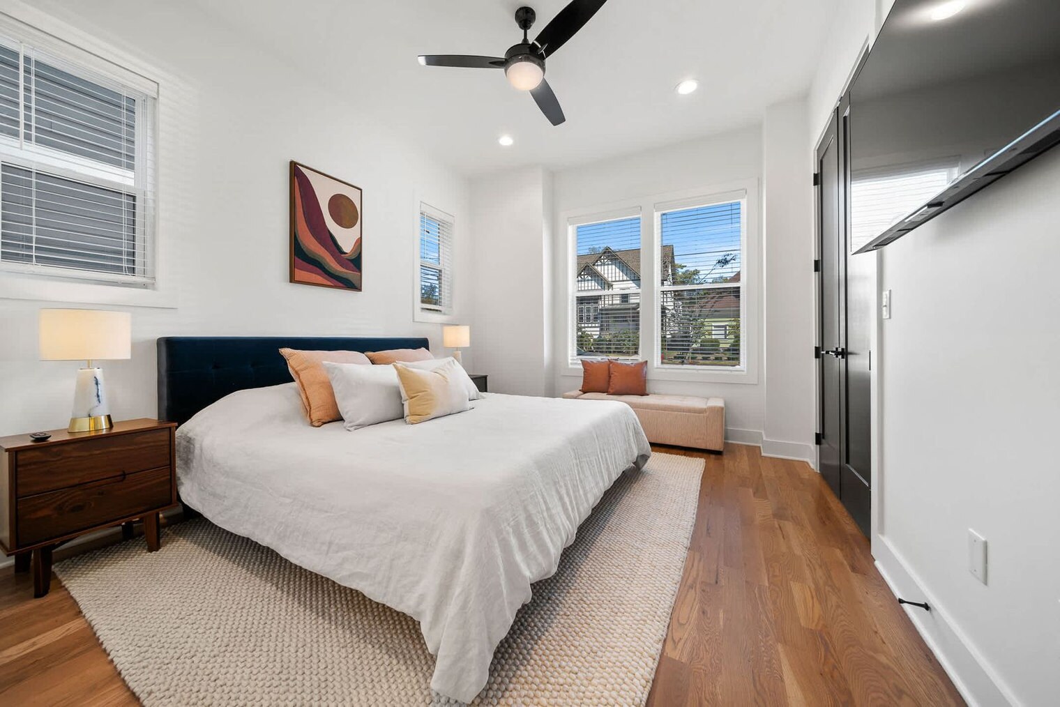 Building Photo - 1102C Buchanan St