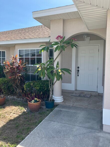 Front Entry - 3222 SW 7th Pl