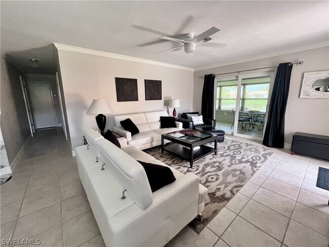 Building Photo - 159 Teryl Rd