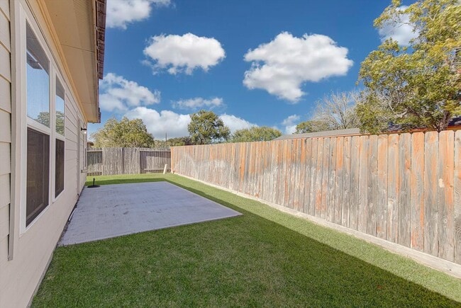 Building Photo - 3323 Creole Bay Ln