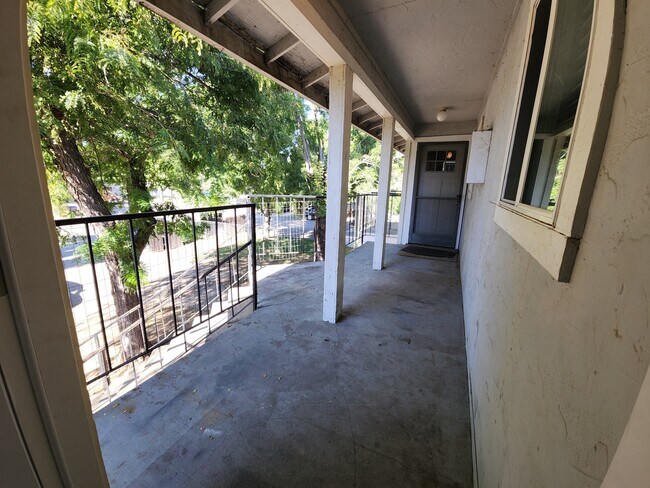 Building Photo - 55 Mina Ave