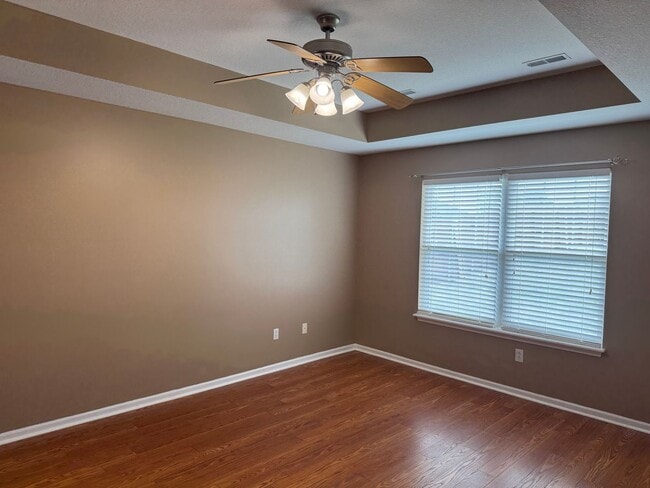 Building Photo - Single Family Home - Available For Rent!