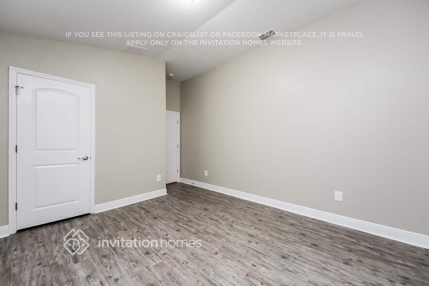 Building Photo - 1297 Alaqua Way