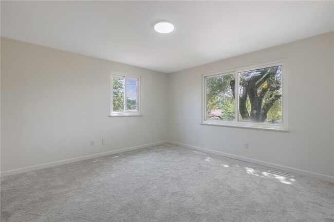Building Photo - 6221 Longford Rd