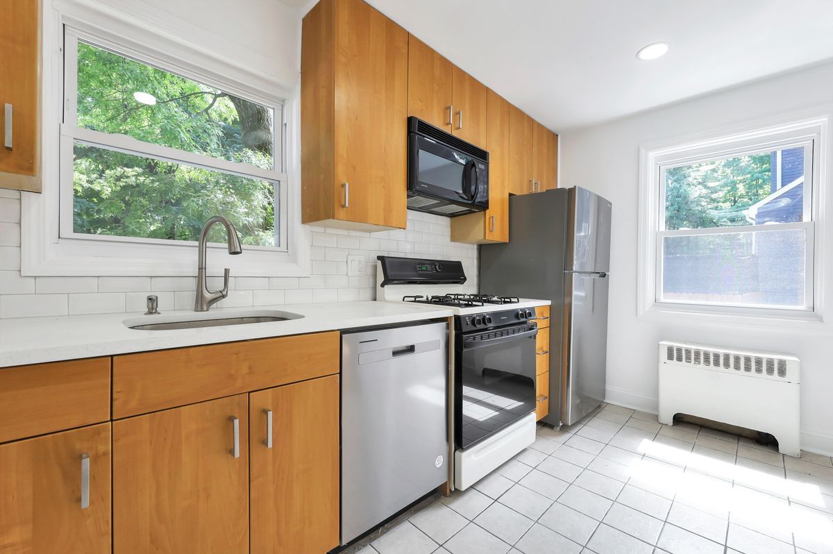 Building Photo - 179A Christie Heights St