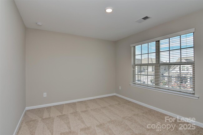 Building Photo - 1036 Easley St