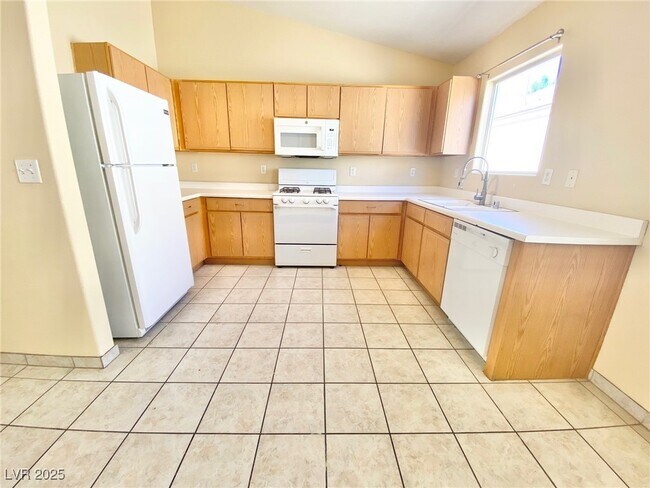 Building Photo - 5432 Eagle Claw Ave