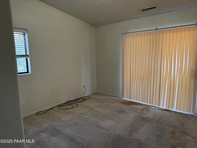Building Photo - 1102 Boulder Park Ave
