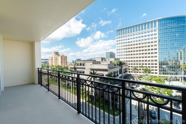 Building Photo - 550 Okeechobee Blvd