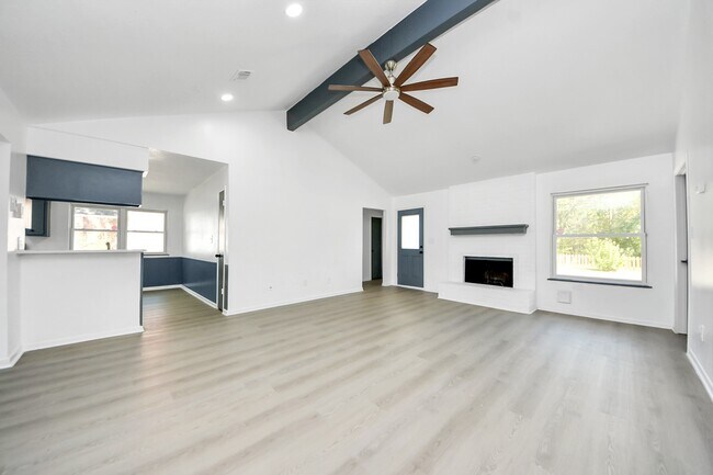 Building Photo - 23002 Grand Rapids Ln