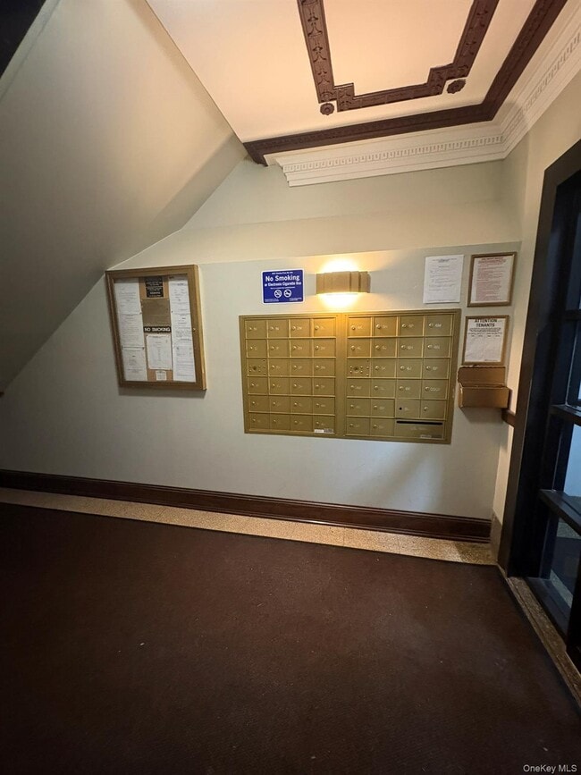 Building Photo - 37-20 83rd St