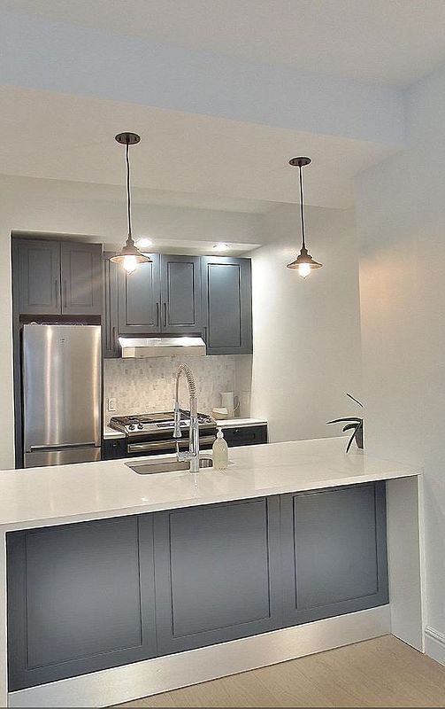 Building Photo - 475 Clermont Ave