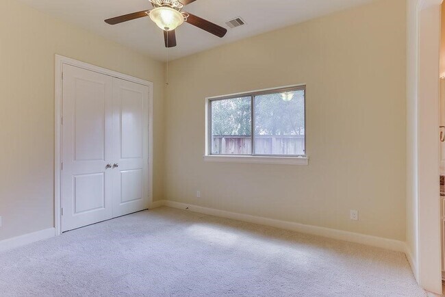 Building Photo - 17603 Bear River Ln