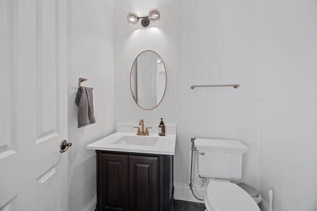 Building Photo - 1409 Vibar Cove